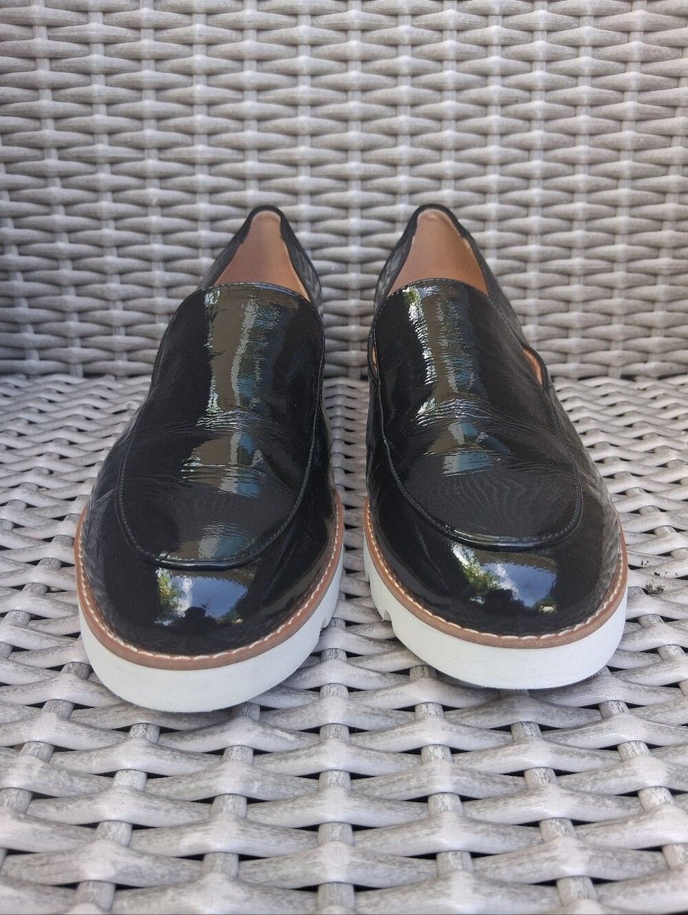 NEW Vionic Kensley Black Patent Leather Slip-On Loafers with White Sole